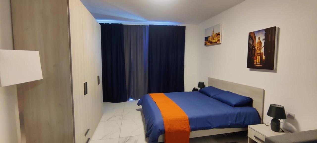 Blu-M Central Qormi 外观 照片